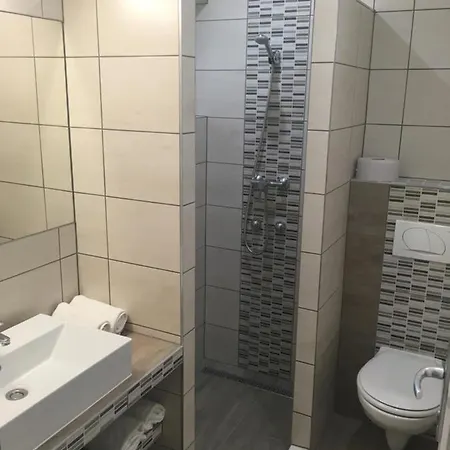 Teke Bowling Centrum és Sport Panzió 3*