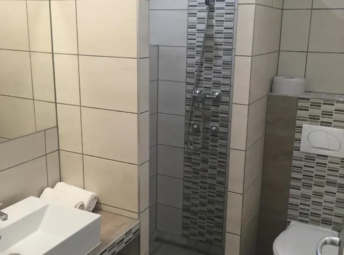 Teke Bowling Centrum Es Sport Panzio 3*