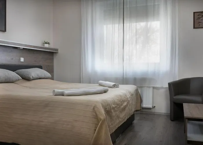 Teke Bowling Centrum Es Sport Panzio Motell