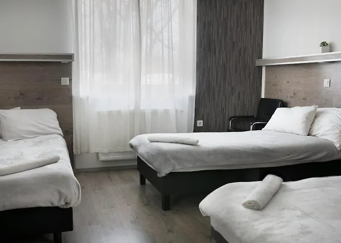 Motell Teke Bowling Centrum Es Sport Panzio Szeged